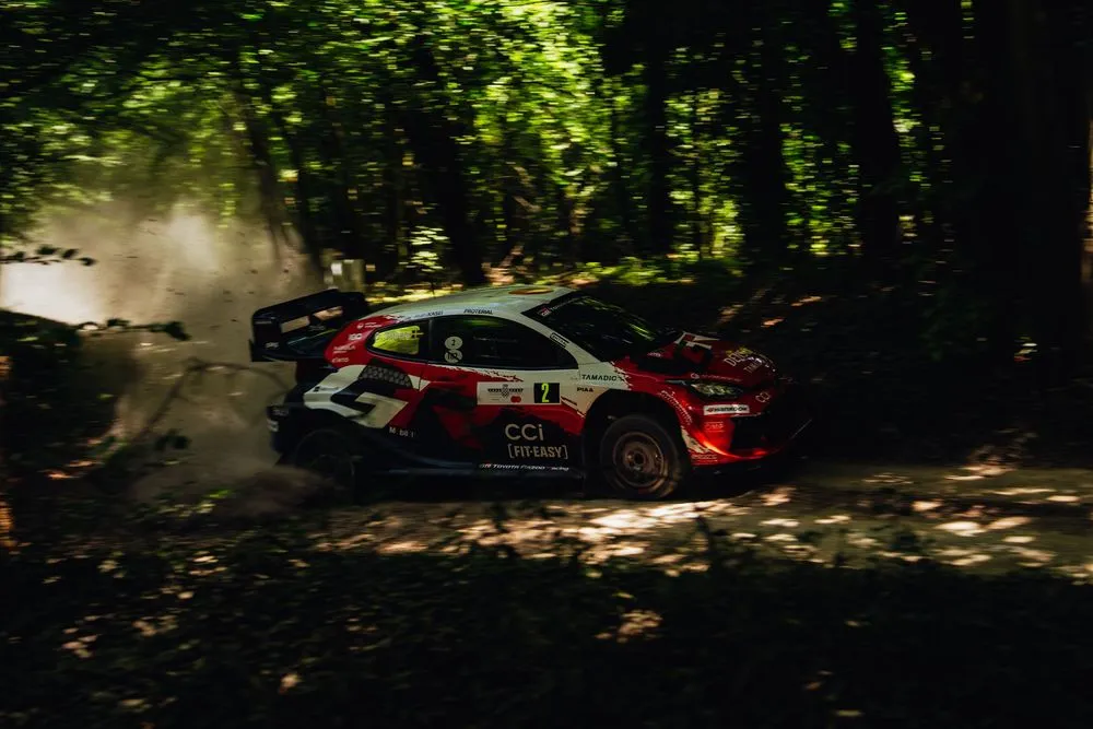 Motorsport photography highlight