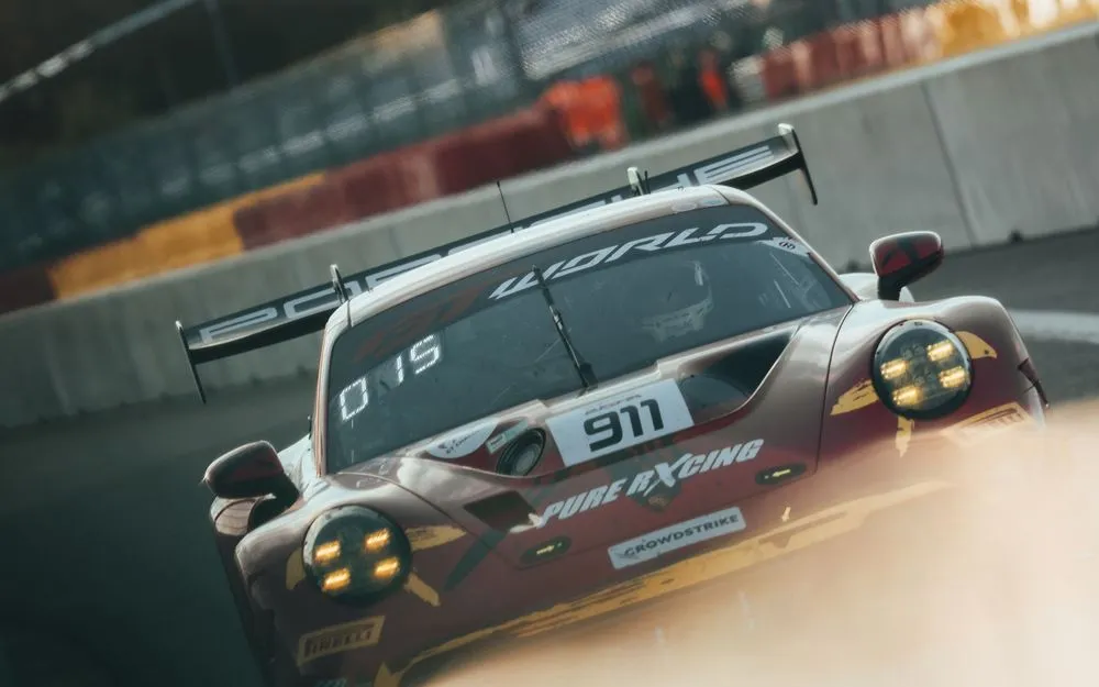 Motorsport photography highlight